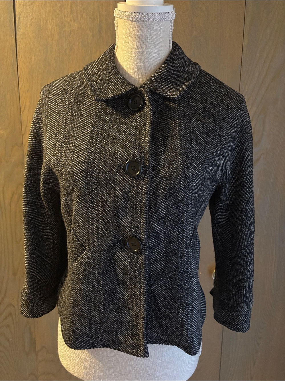 Studio M Black and White Herringbone Tweed Cropped Blazer Jacket Lined Retro